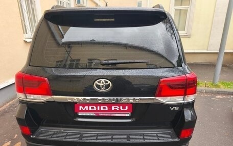 Toyota Land Cruiser 200, 2019 год, 6 639 000 рублей, 4 фотография