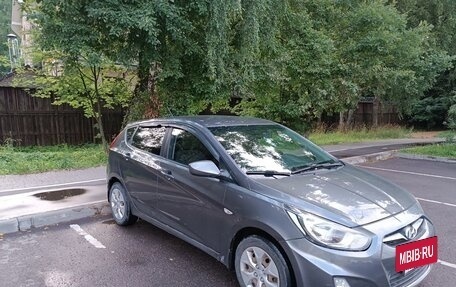 Hyundai Solaris II рестайлинг, 2012 год, 648 000 рублей, 5 фотография