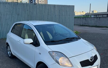 Toyota Yaris III рестайлинг, 2007 год, 470 000 рублей, 6 фотография
