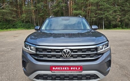 Volkswagen Teramont I, 2021 год, 4 500 000 рублей, 9 фотография