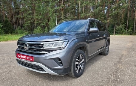Volkswagen Teramont I, 2021 год, 4 500 000 рублей, 2 фотография