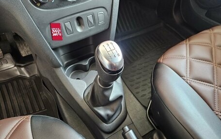 Renault Sandero II рестайлинг, 2021 год, 1 355 000 рублей, 14 фотография