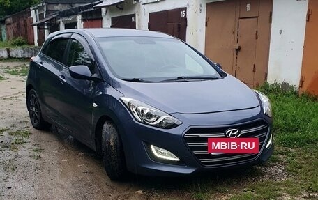 Hyundai i30 II рестайлинг, 2012 год, 890 000 рублей, 2 фотография
