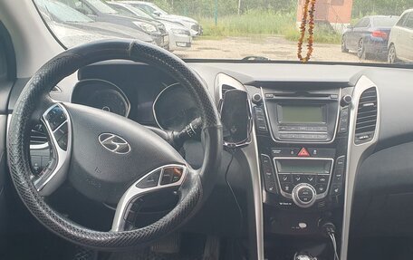 Hyundai i30 II рестайлинг, 2012 год, 890 000 рублей, 13 фотография