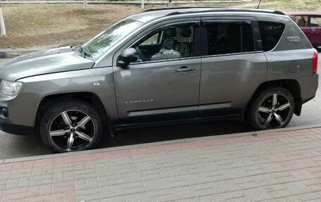 Jeep Compass I рестайлинг, 2011 год, 780 000 рублей, 2 фотография
