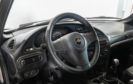 Chevrolet Niva I рестайлинг, 2015 год, 586 400 рублей, 5 фотография