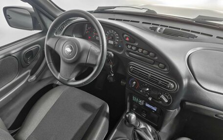 Chevrolet Niva I рестайлинг, 2016 год, 726 000 рублей, 13 фотография