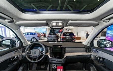 Volvo XC90 II рестайлинг, 2026 год, 13 500 000 рублей, 11 фотография