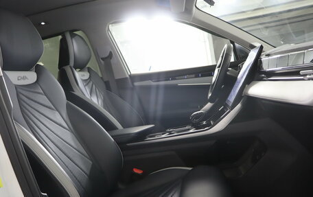 Geely Atlas, 2024 год, 3 199 990 рублей, 13 фотография