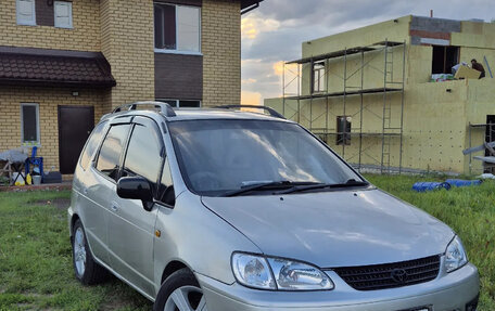 Toyota Corolla, 1999 год, 400 000 рублей, 1 фотография