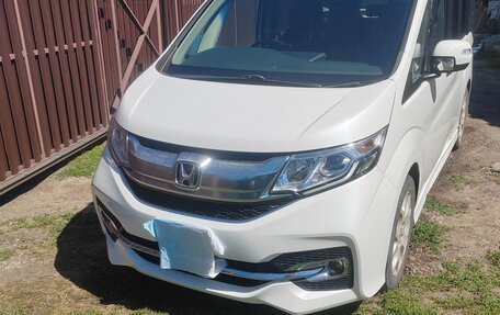 Honda Stepwgn IV, 2016 год, 1 650 000 рублей, 1 фотография