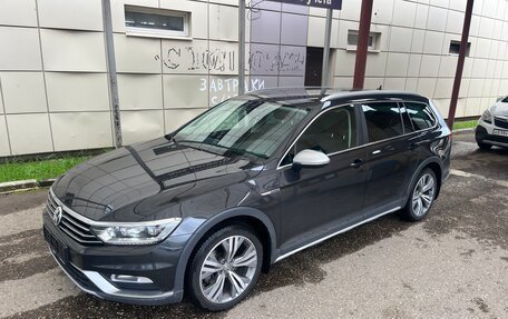 Volkswagen Passat B8 рестайлинг, 2018 год, 2 850 000 рублей, 9 фотография