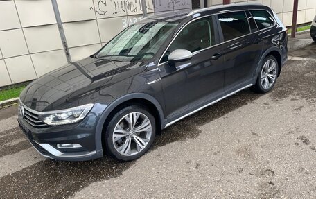 Volkswagen Passat B8 рестайлинг, 2018 год, 2 850 000 рублей, 7 фотография