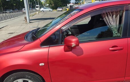 Nissan Tiida, 2004 год, 500 000 рублей, 3 фотография