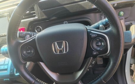 Honda Stepwgn IV, 2016 год, 1 650 000 рублей, 20 фотография