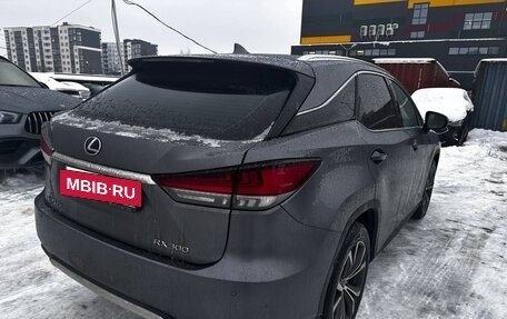 Lexus RX IV рестайлинг, 2020 год, 5 640 000 рублей, 6 фотография