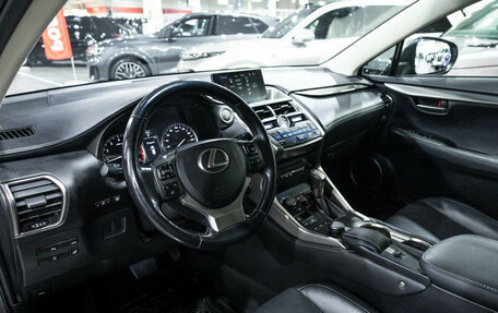 Lexus NX I, 2017 год, 3 275 000 рублей, 18 фотография