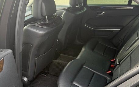 Mercedes-Benz E-Класс, 2010 год, 1 300 000 рублей, 1 фотография