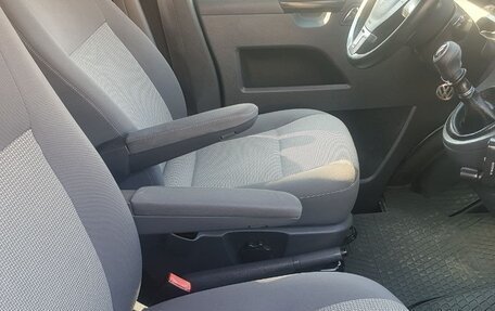 Volkswagen Caravelle T5, 2014 год, 2 500 000 рублей, 6 фотография