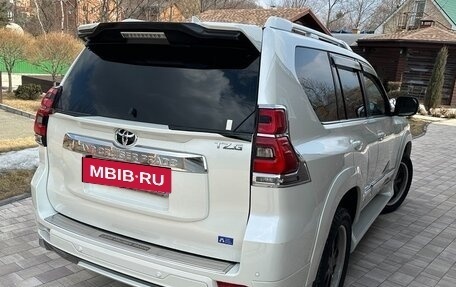 Toyota Land Cruiser Prado 150 рестайлинг 2, 2022 год, 6 100 000 рублей, 6 фотография