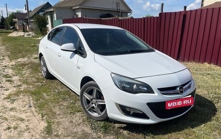 Opel Astra J, 2014 год, 815 000 рублей, 2 фотография