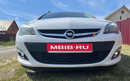 Opel Astra J, 2014 год, 815 000 рублей, 4 фотография