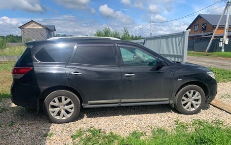 Nissan Pathfinder, 2015 год, 1 500 000 рублей, 2 фотография