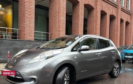 Nissan Leaf I, 2012 год, 890 000 рублей, 5 фотография