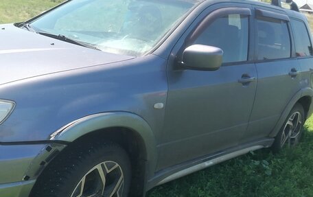 Mitsubishi Outlander III рестайлинг 3, 2006 год, 650 000 рублей, 2 фотография