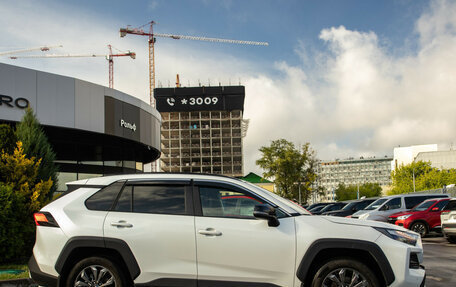 Toyota RAV4, 2024 год, 3 778 000 рублей, 3 фотография
