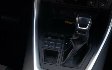 Toyota RAV4, 2024 год, 3 778 000 рублей, 17 фотография