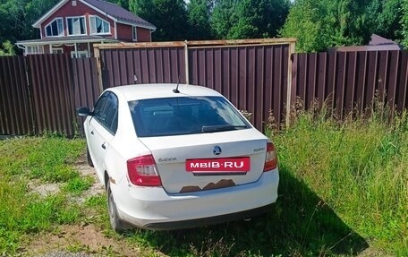 Skoda Rapid I, 2017 год, 380 000 рублей, 4 фотография