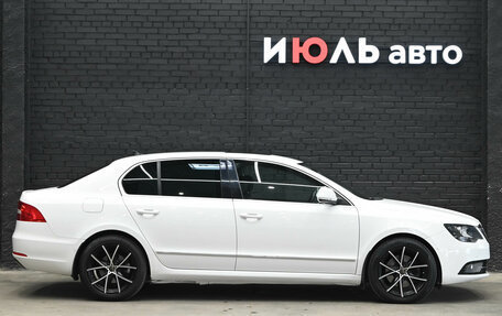 Skoda Superb III рестайлинг, 2014 год, 1 700 000 рублей, 9 фотография