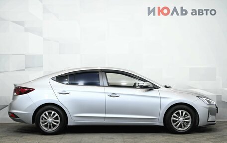 Hyundai Avante, 2019 год, 1 900 000 рублей, 8 фотография
