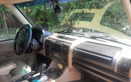 Land Rover Discovery III, 2004 год, 1 350 000 рублей, 7 фотография