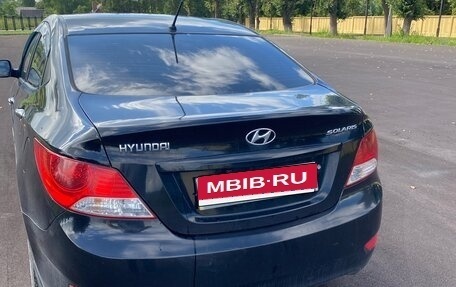 Hyundai Solaris II рестайлинг, 2011 год, 510 000 рублей, 2 фотография