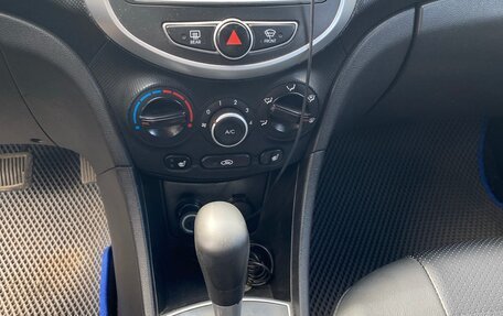 Hyundai Solaris II рестайлинг, 2011 год, 510 000 рублей, 12 фотография