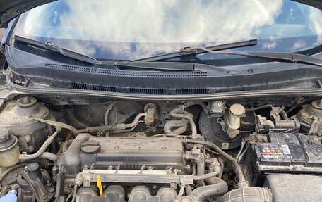 Hyundai Solaris II рестайлинг, 2011 год, 510 000 рублей, 17 фотография