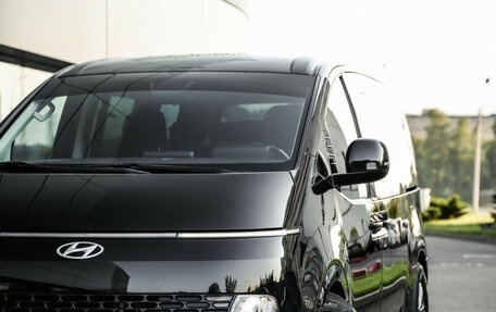 Hyundai Staria, 2021 год, 3 599 000 рублей, 2 фотография