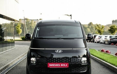 Hyundai Staria, 2021 год, 3 599 000 рублей, 4 фотография