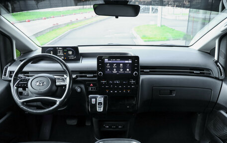 Hyundai Staria, 2021 год, 3 599 000 рублей, 14 фотография