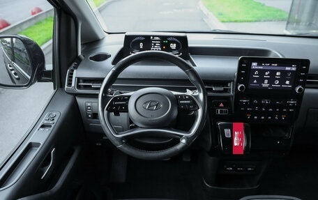 Hyundai Staria, 2021 год, 3 599 000 рублей, 15 фотография
