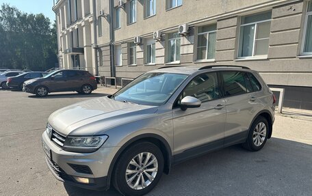Volkswagen Tiguan II, 2019 год, 2 250 000 рублей, 1 фотография