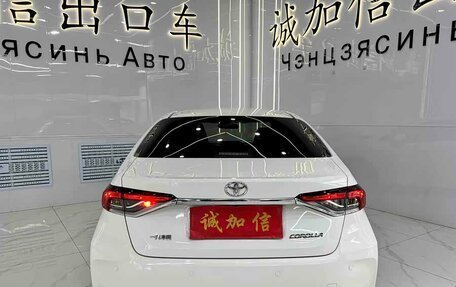 Toyota Corolla, 2021 год, 1 800 000 рублей, 5 фотография