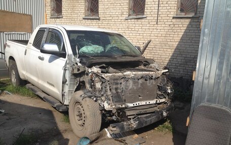 Toyota Tundra II, 2008 год, 610 000 рублей, 1 фотография
