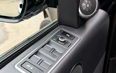 Land Rover Range Rover IV рестайлинг, 2013 год, 4 190 000 рублей, 16 фотография