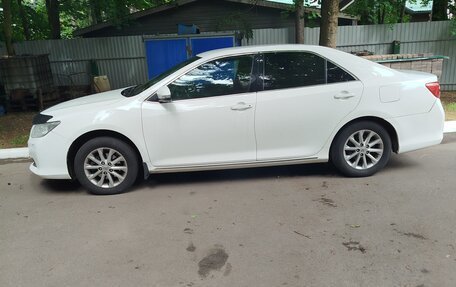 Toyota Camry, 2013 год, 1 350 000 рублей, 5 фотография