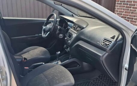 KIA Rio III рестайлинг, 2011 год, 860 000 рублей, 12 фотография