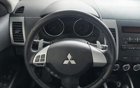 Mitsubishi Outlander III рестайлинг 3, 2012 год, 999 000 рублей, 10 фотография