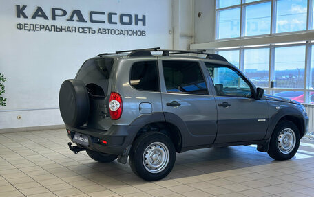Chevrolet Niva I рестайлинг, 2016 год, 700 000 рублей, 2 фотография